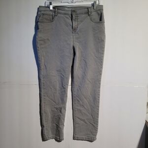 Style & Co. Women's Straight Leg Jeans in Light Gray